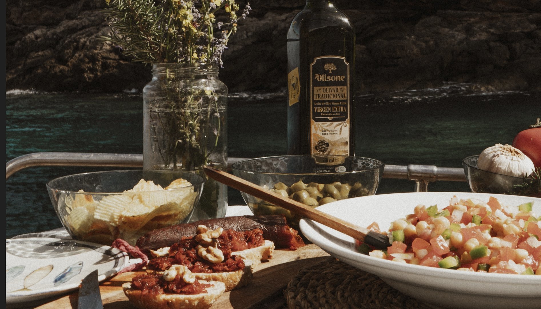 Sonnenbaden auf dem Deck