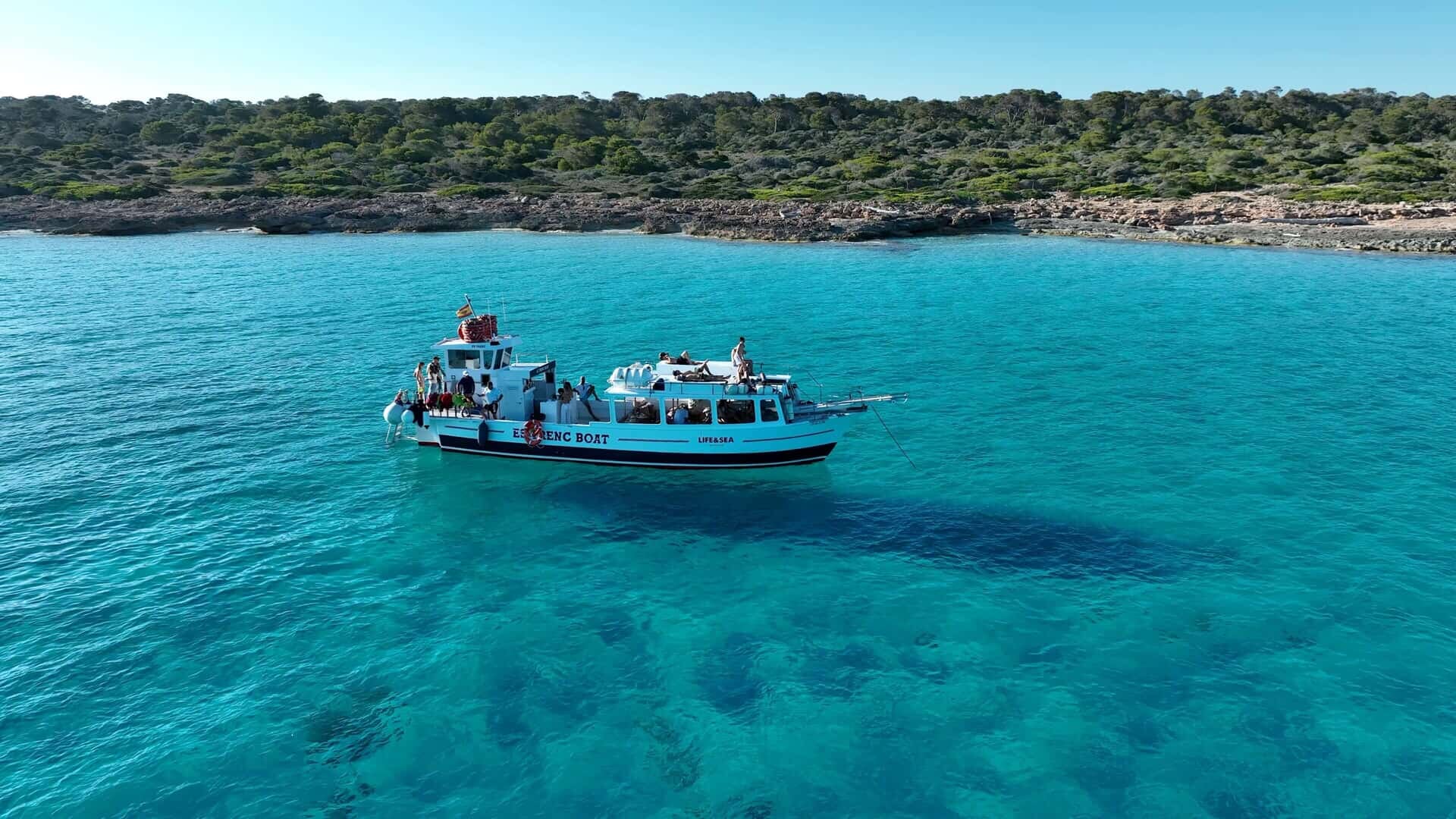 Boot vor dem Es Trenc Strand