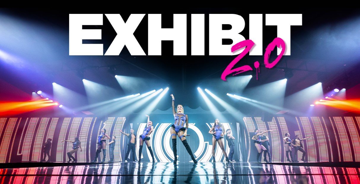 Akrobatik-Show son amar