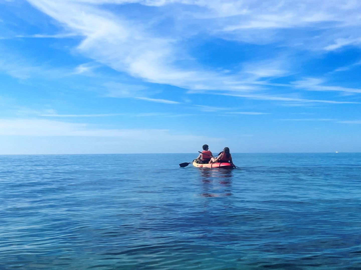 kayak en el horizonte
