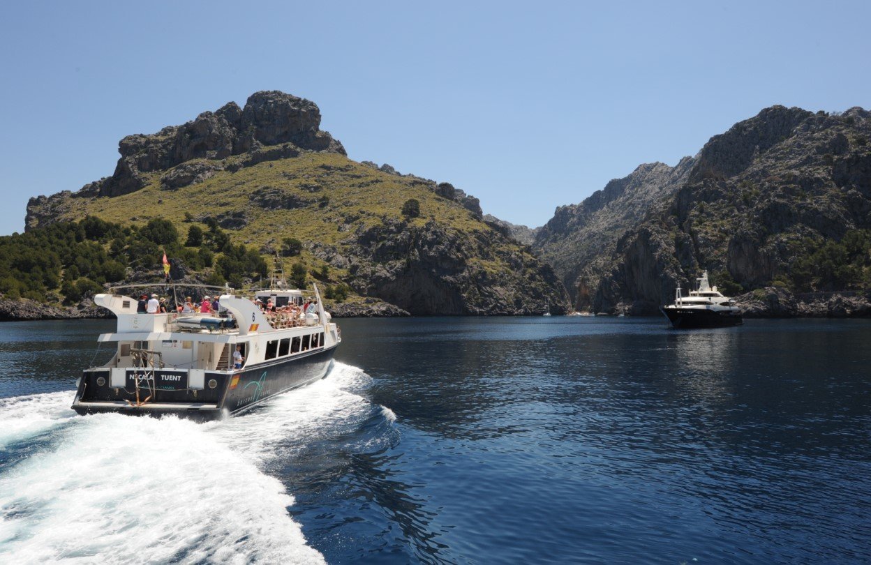 Llegando en barco a Sa Calobra