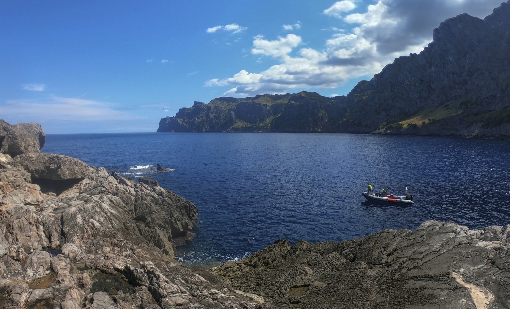 ruta en lancha por calas