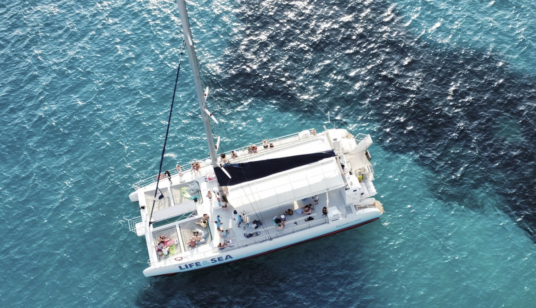 catamaran arenal