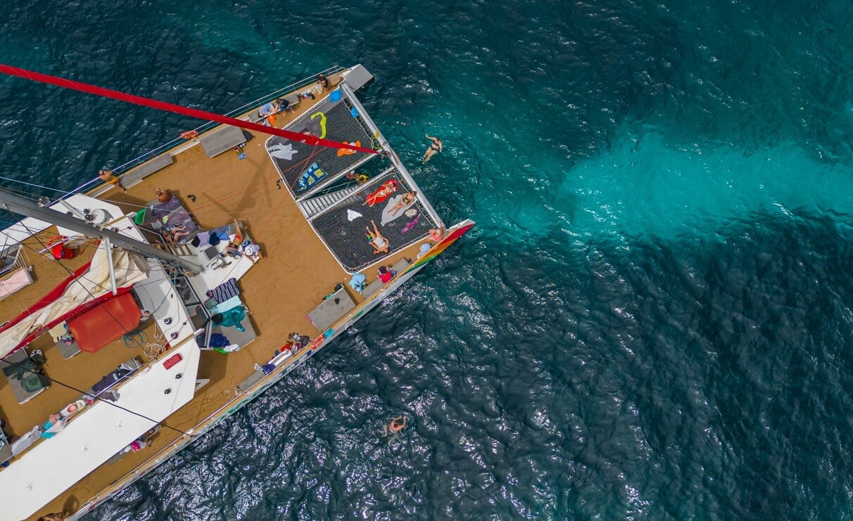 comodidad del catamaran