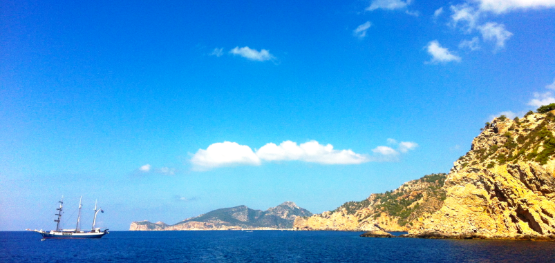 vistas extraordinarias durante catamaran de Paguera