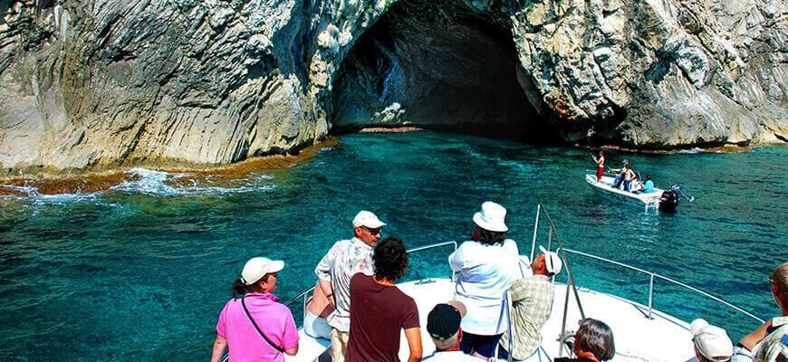 cueva del mar