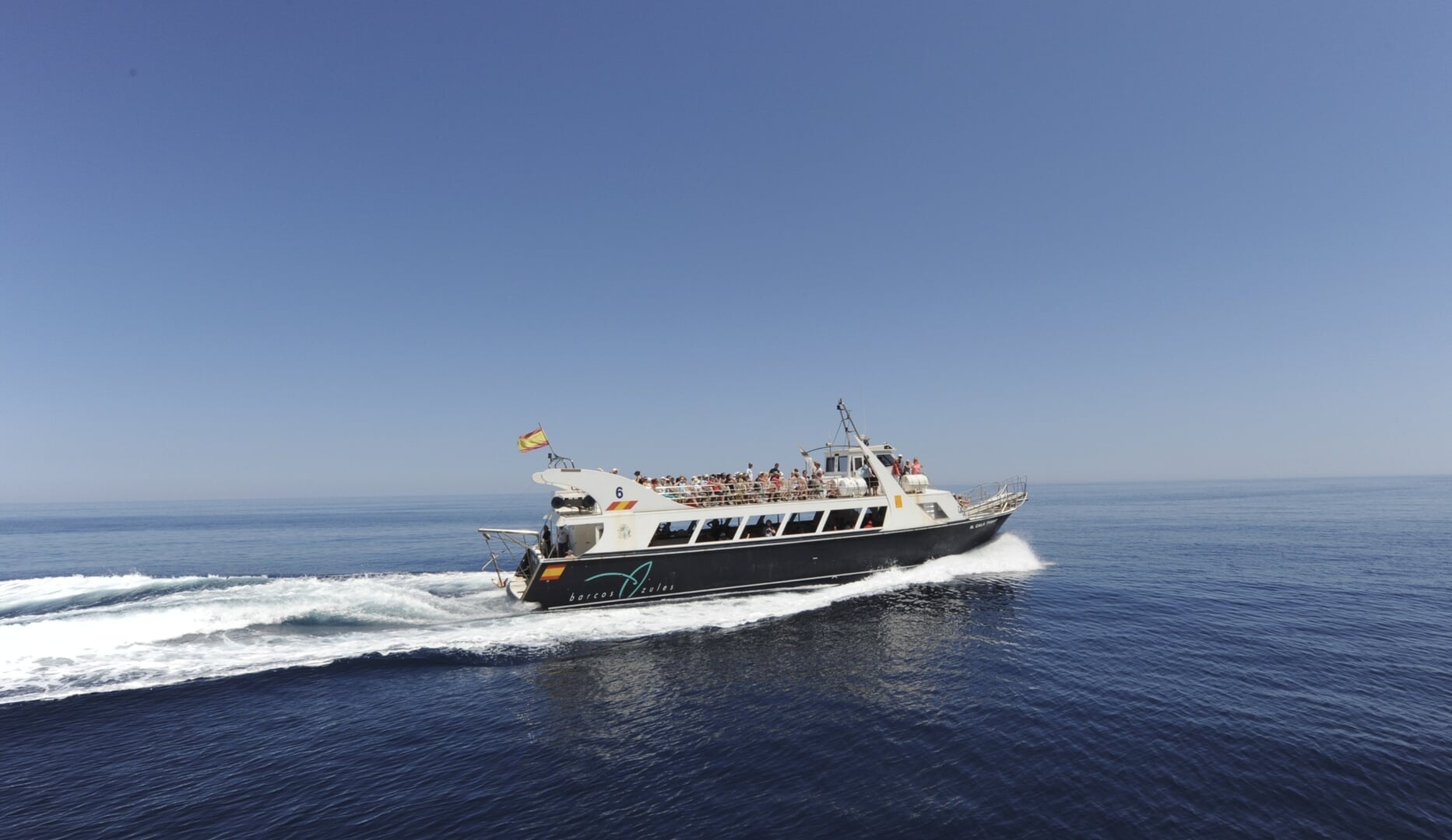 Barco en el mar