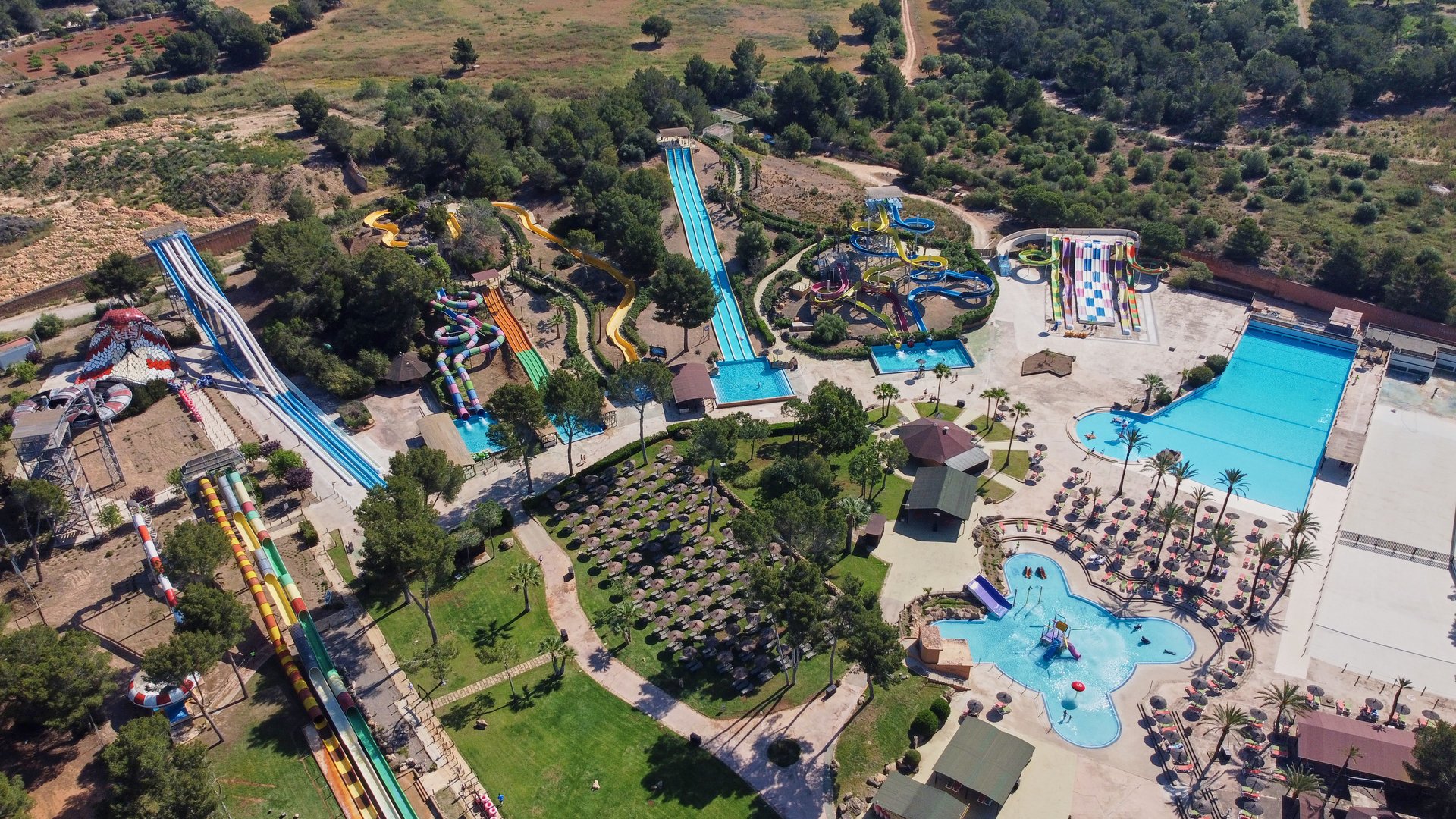 aerial views of aqualand arenal
