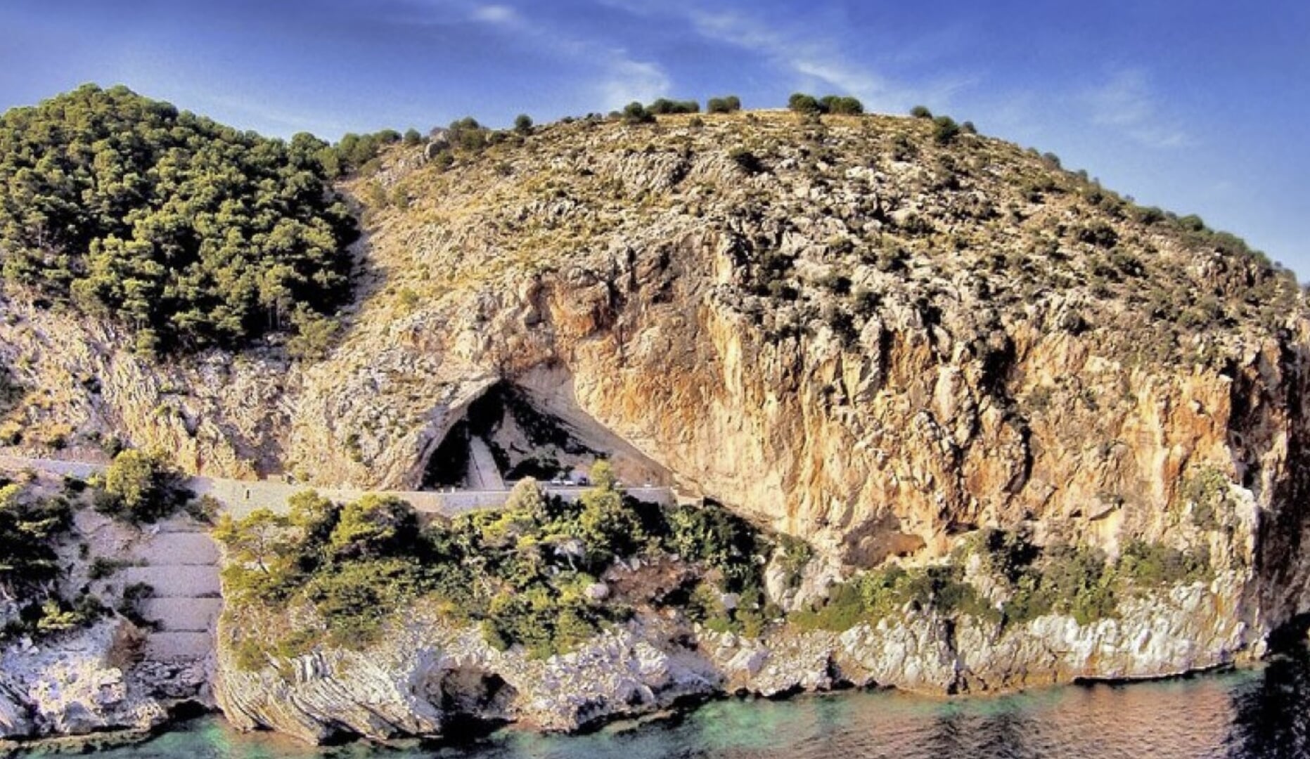 cave Arta