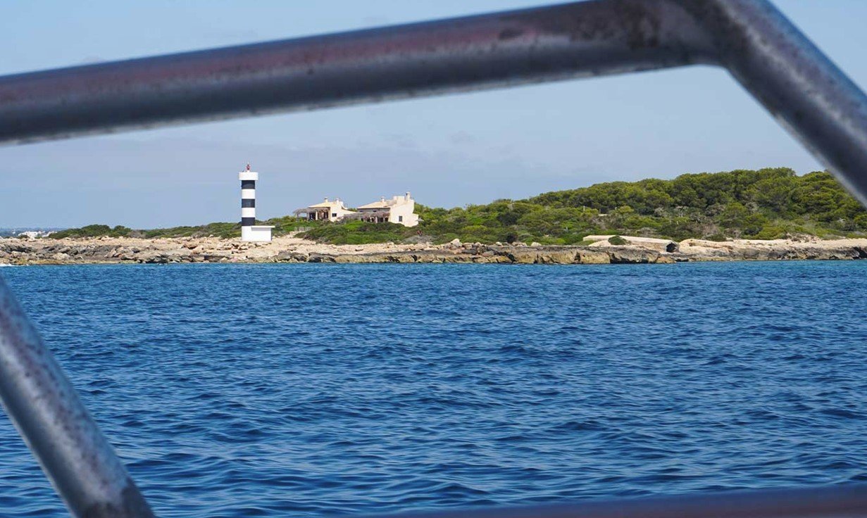 blue cave in cabrera