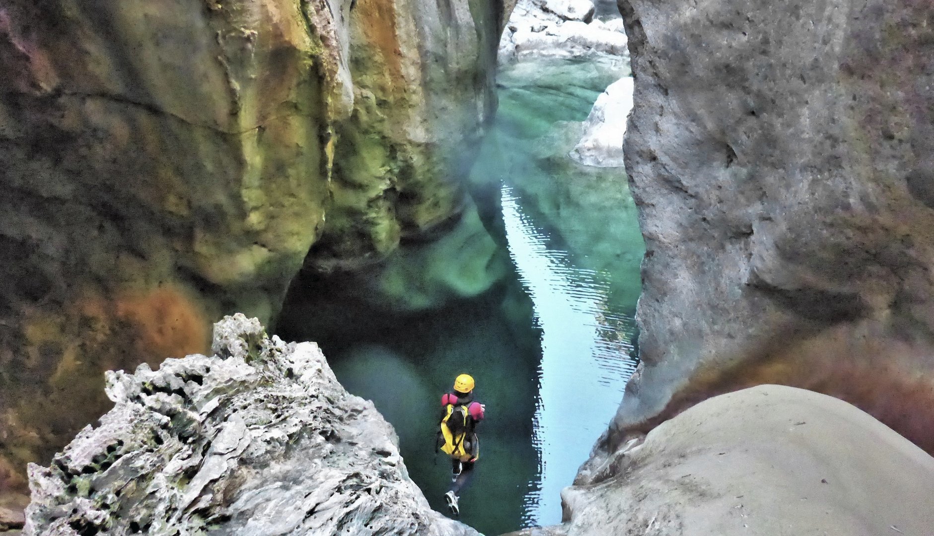cliff jumping on the canyoning adventure