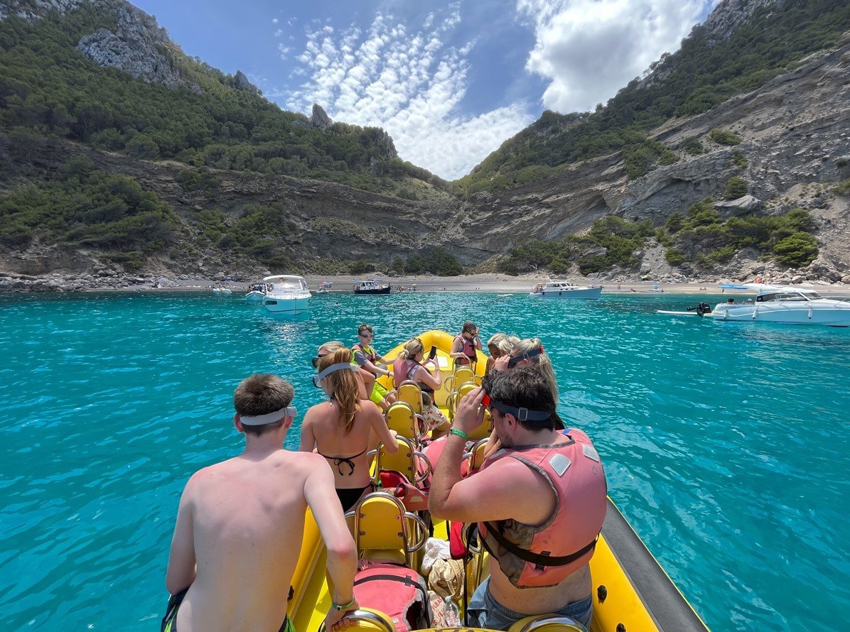 speed boat tour from alcudia resort
