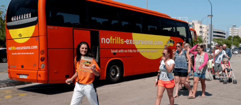 sightseeing tour combination with aquarium