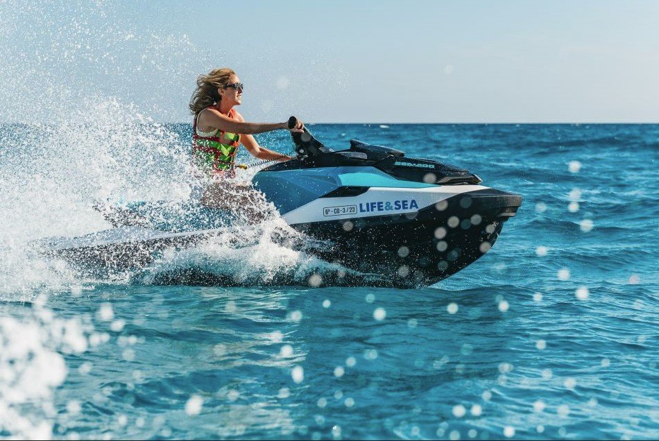 jet ski in action