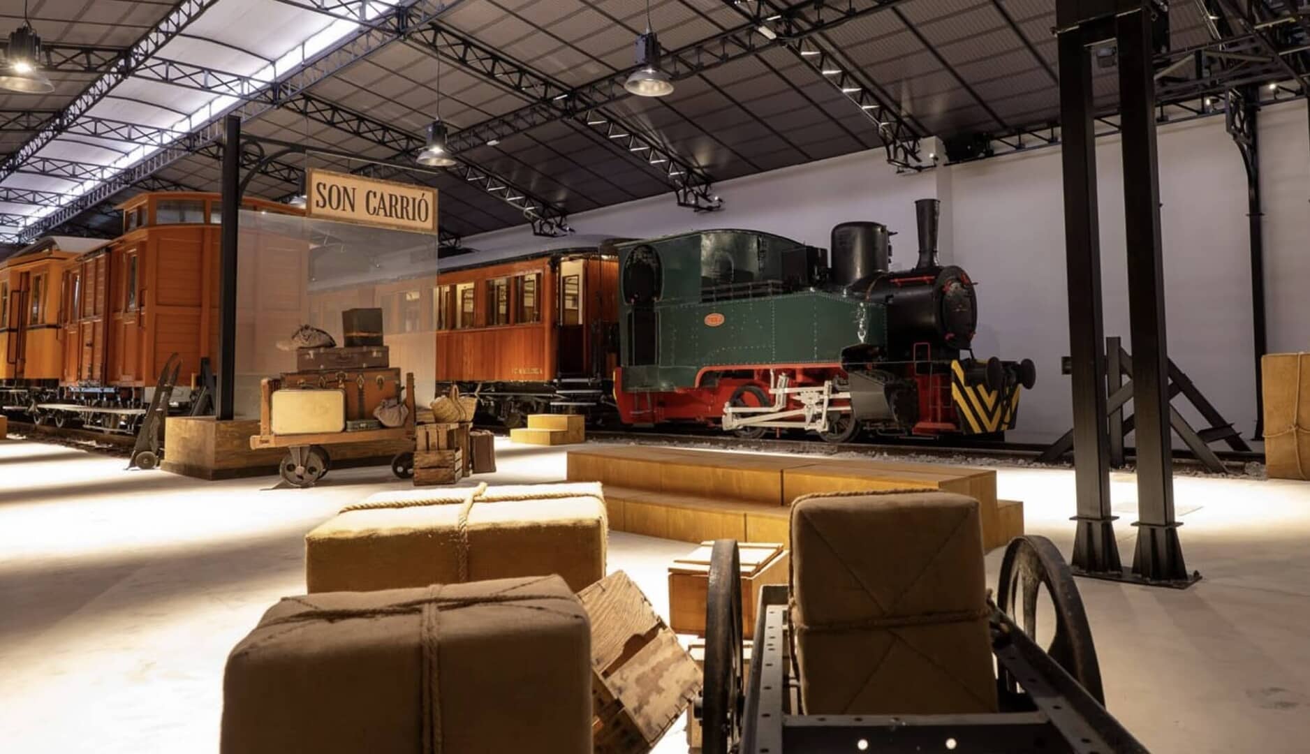train hall