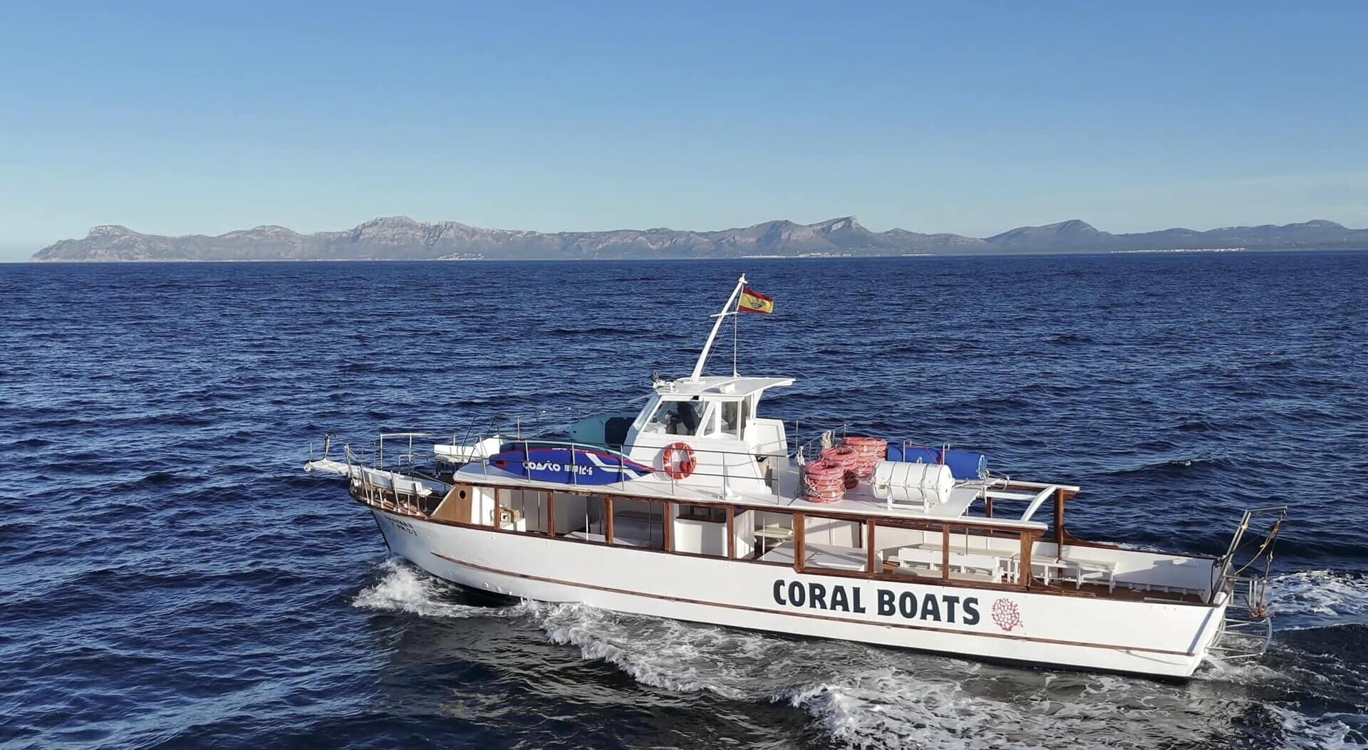Coral boat trip