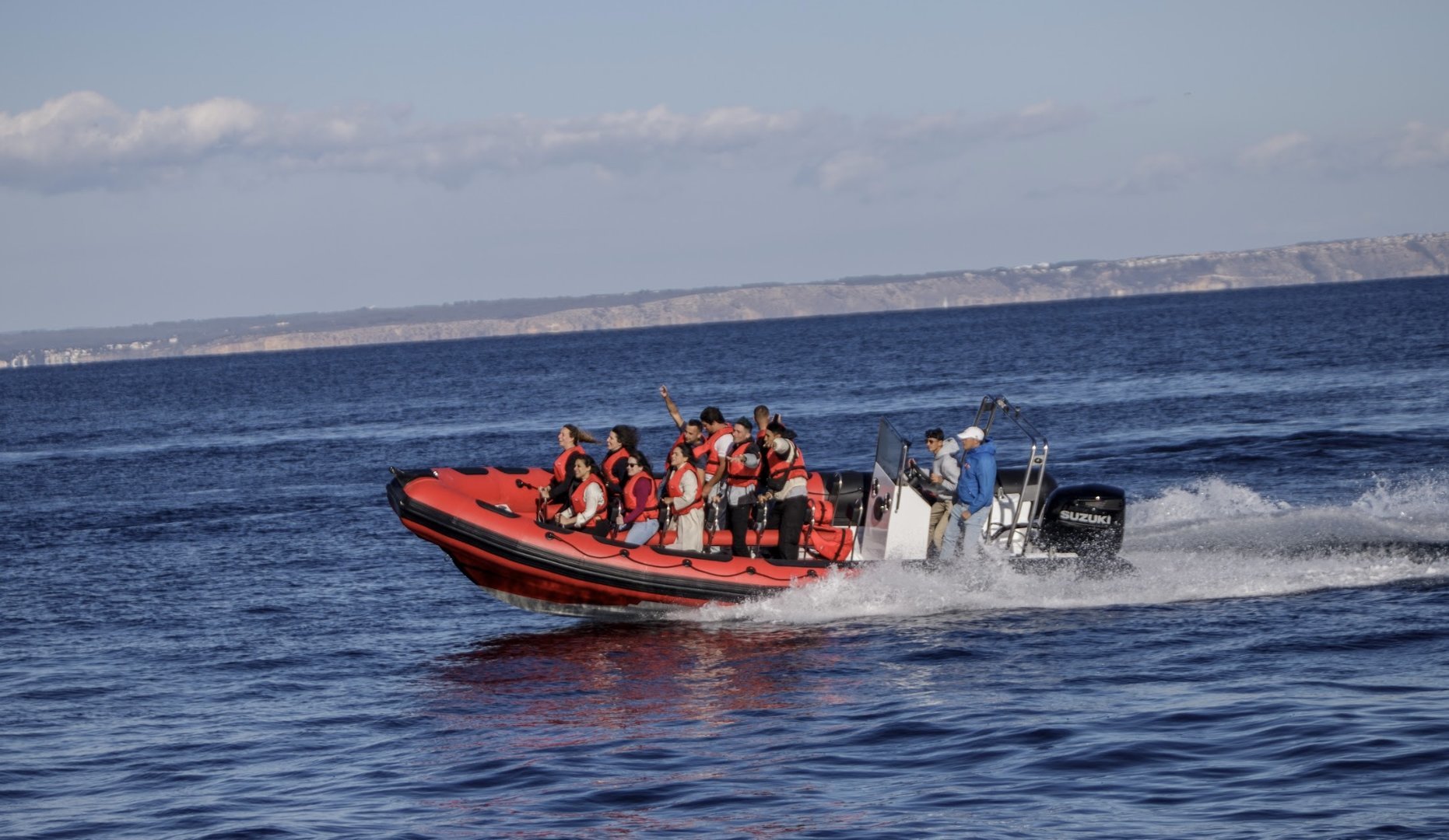 ride the speed boat