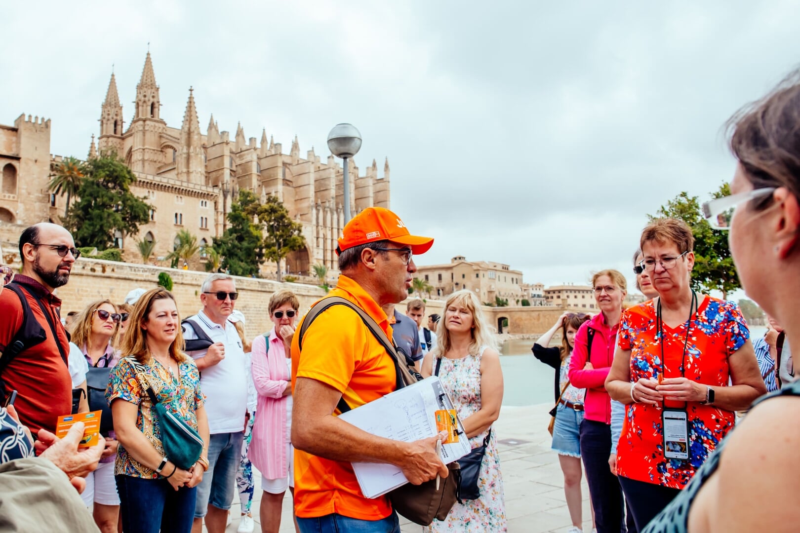 guide with group