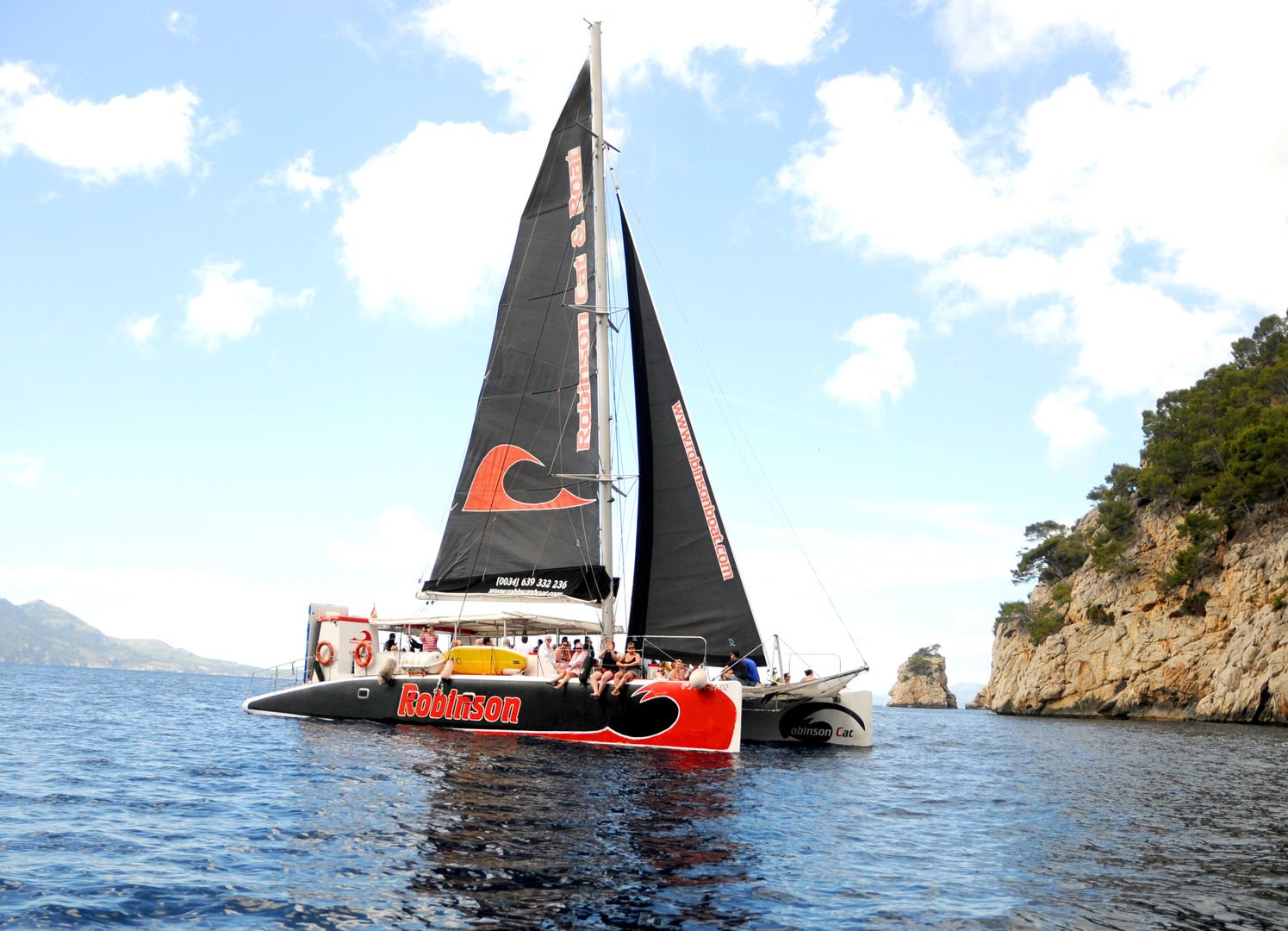 attività nel catamarano: saltare in acqua