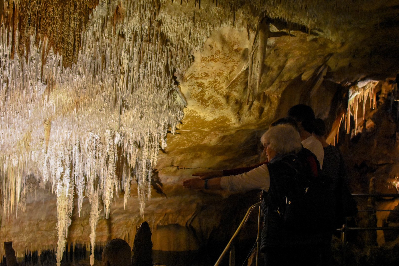 stalagmiti nelle Grotte di Drach